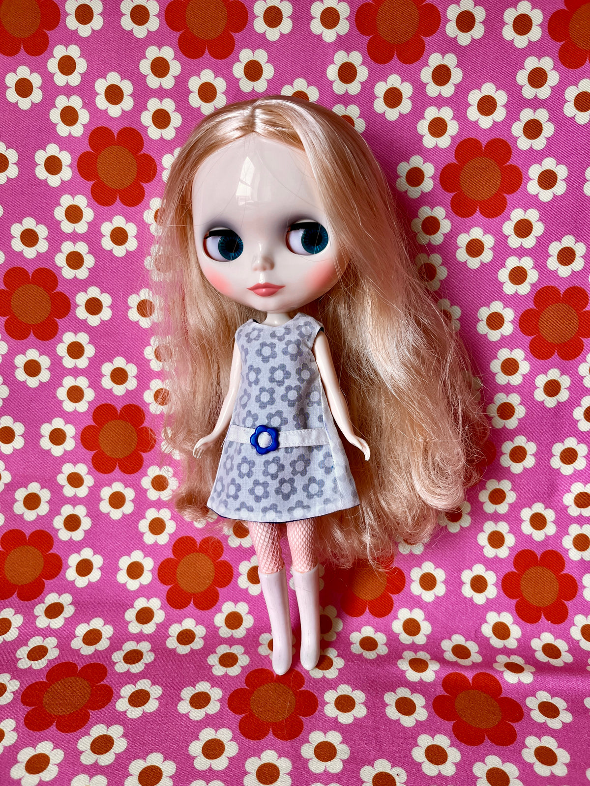 Blue Daisy Buckle Mod Cilla Shift dress