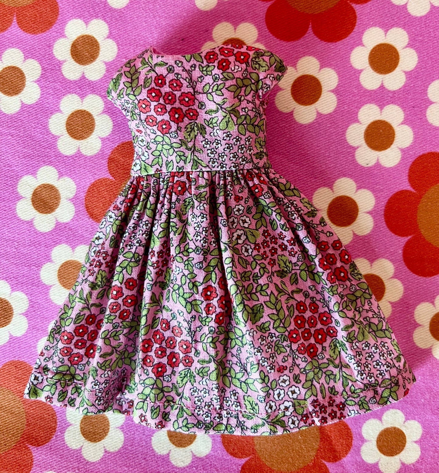 Pink Ditsy Floral Valentine Cap Sleeve Dress for Blythe Doll