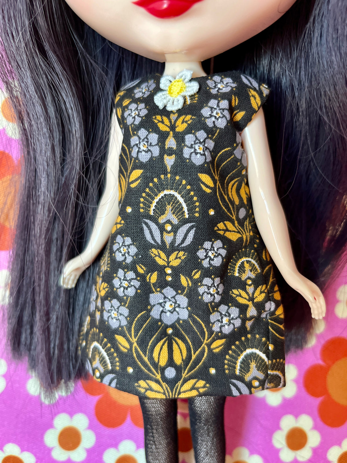 Victorian Print Mod Cilla Shift dress