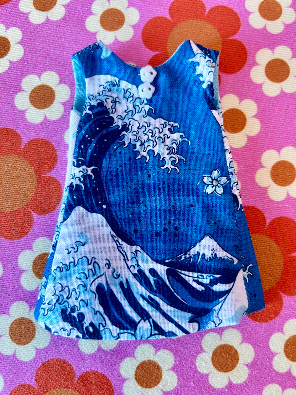 Hokusai Wave Print Mod Cilla Shift dress