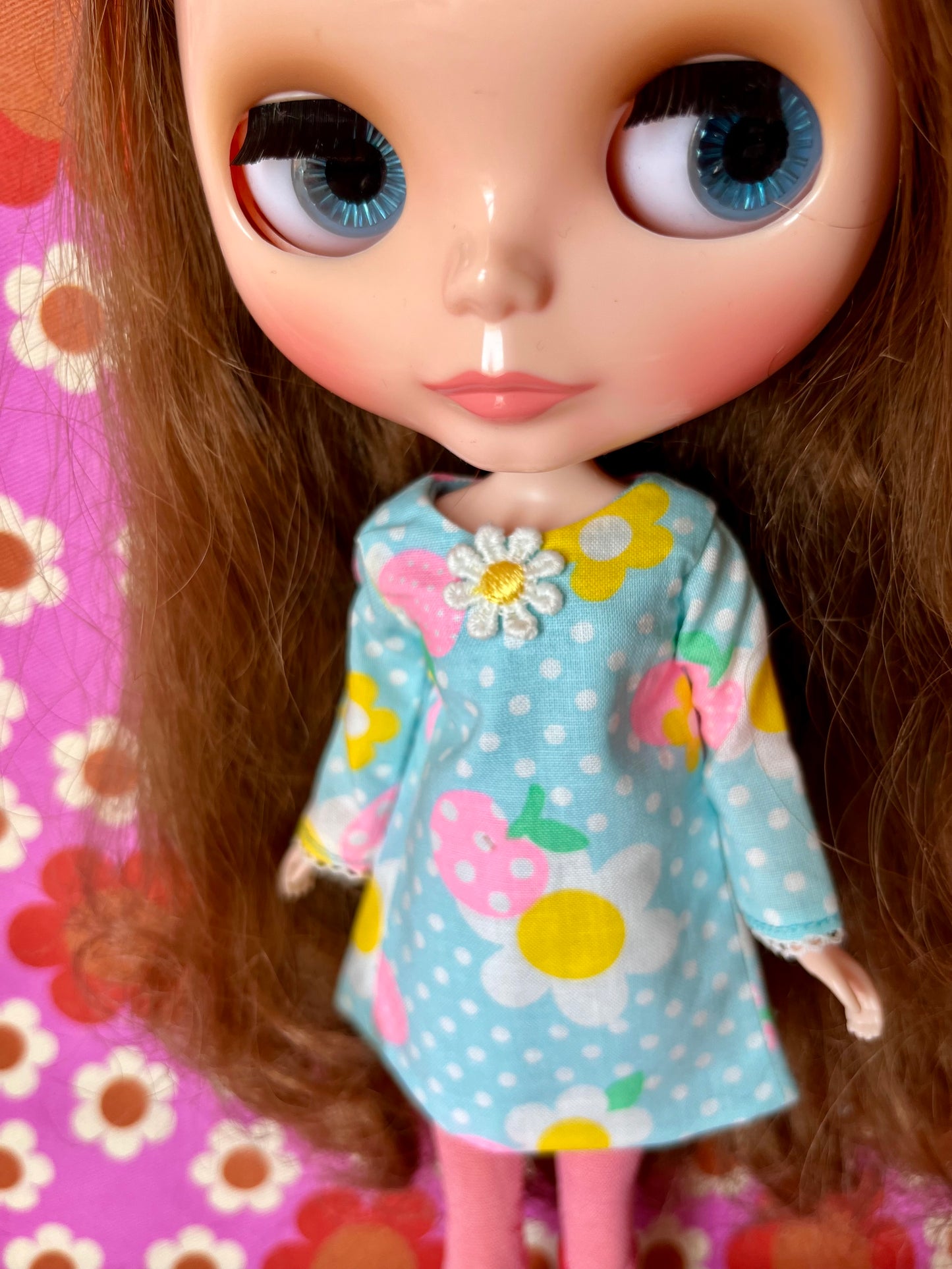 Blue Neon Daisy Mod Shift dress with sleeves