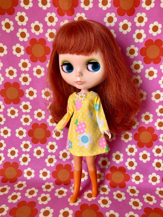 Neon Daisy Mod Shift dress with sleeves