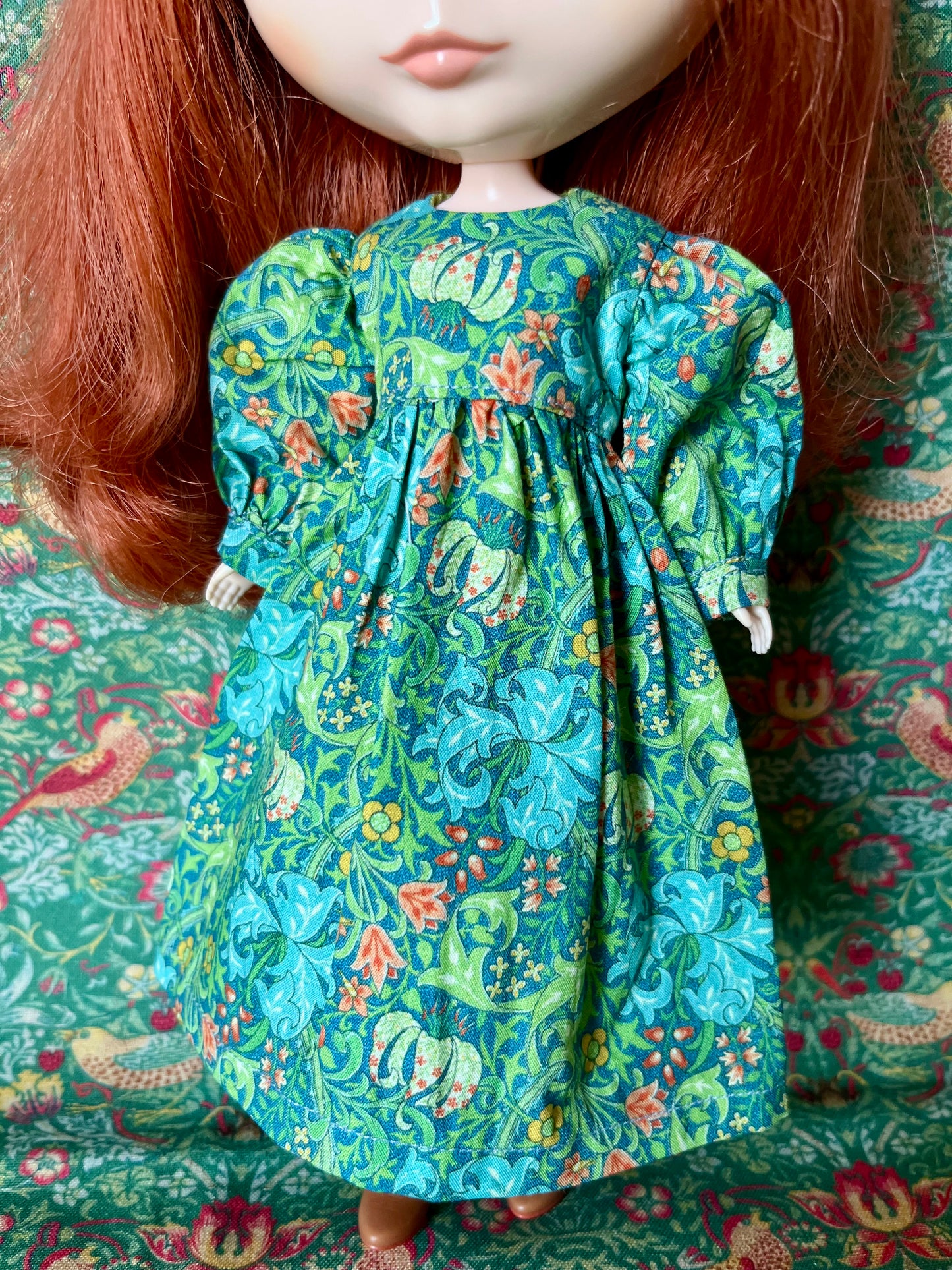 William Morris Gathered Sleeve Long Dress for Blythe Doll