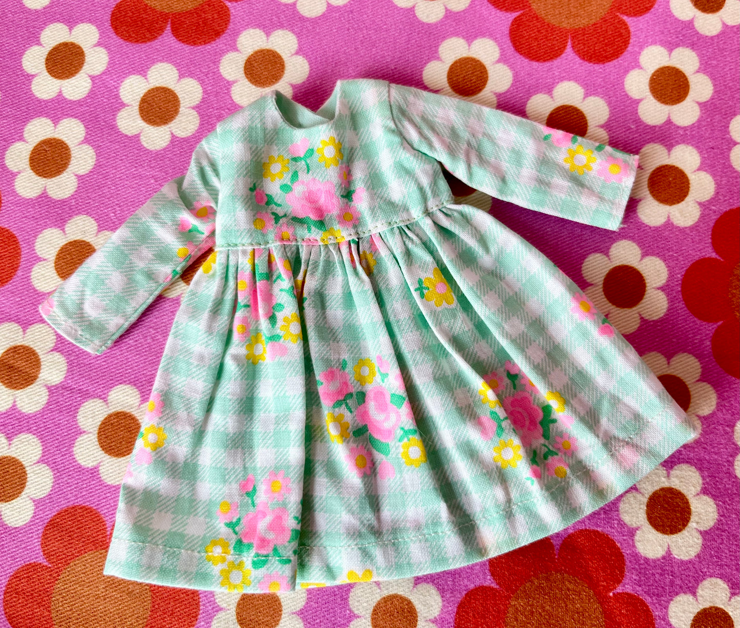 Green Gingham Long Sleeve Dress for Blythe Doll