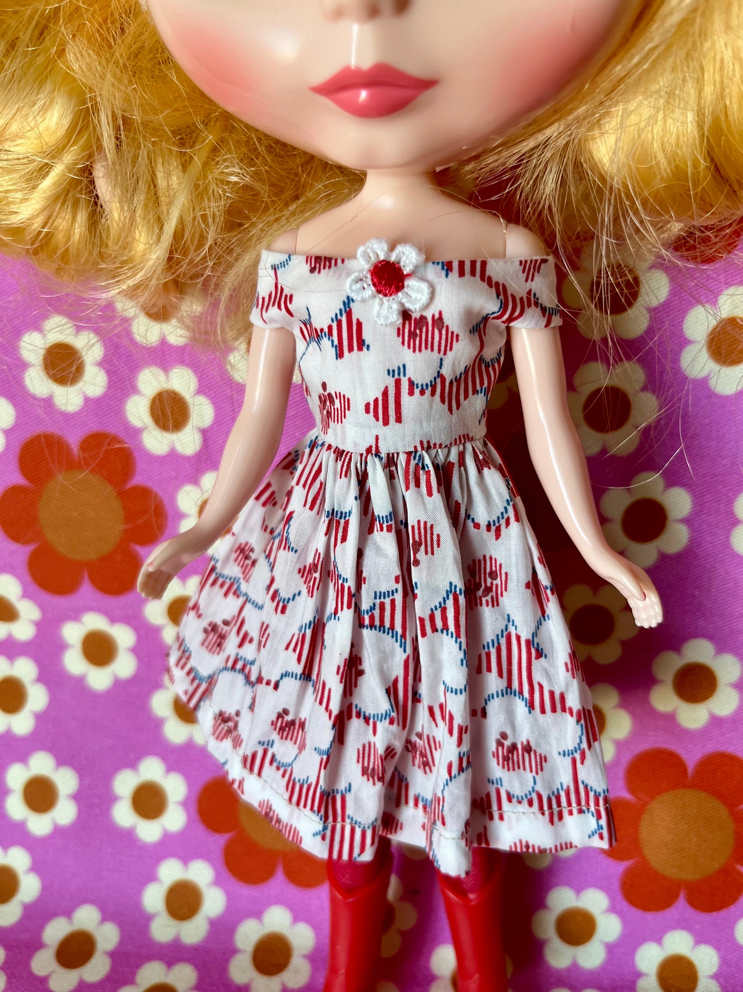 Liberty Off shoulder Sleeve Dress for Blythe Doll