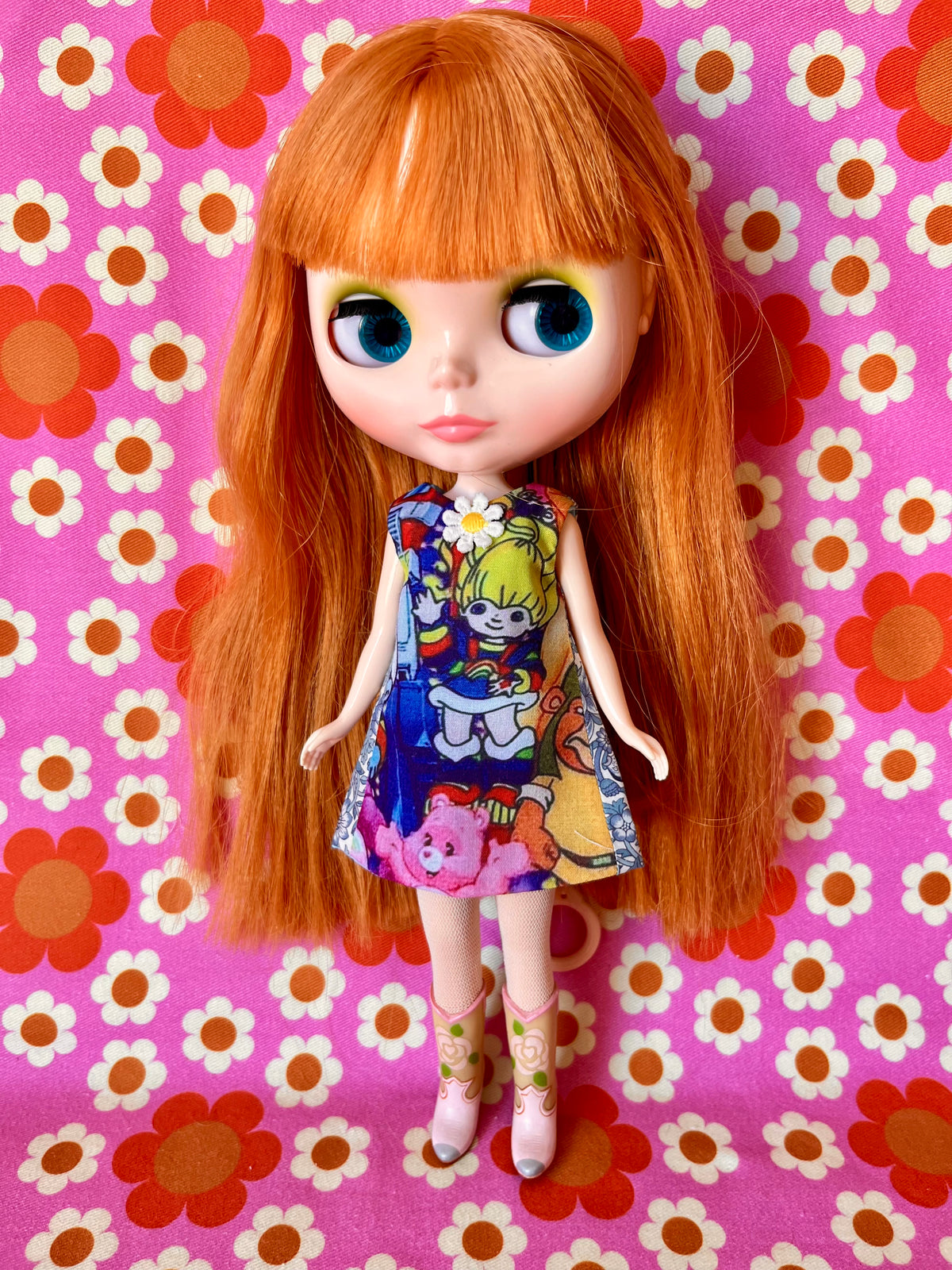 Rainbow Bright Print Mod Cilla Shift dress