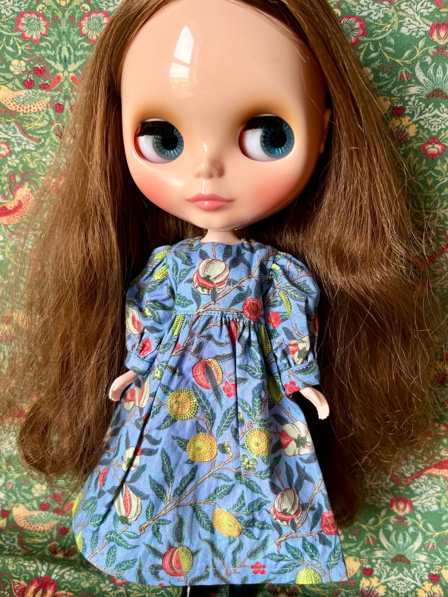 William Morris Gathered Sleeve Long Dress for Blythe Doll