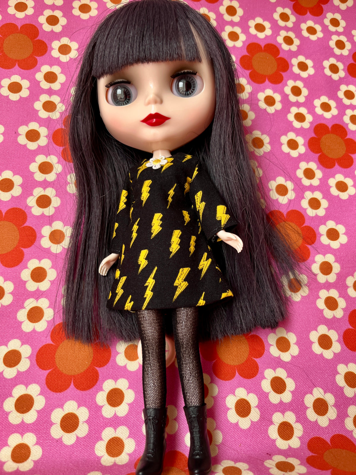 Lightning Print Mod Cilla Shift dress with Sleeves
