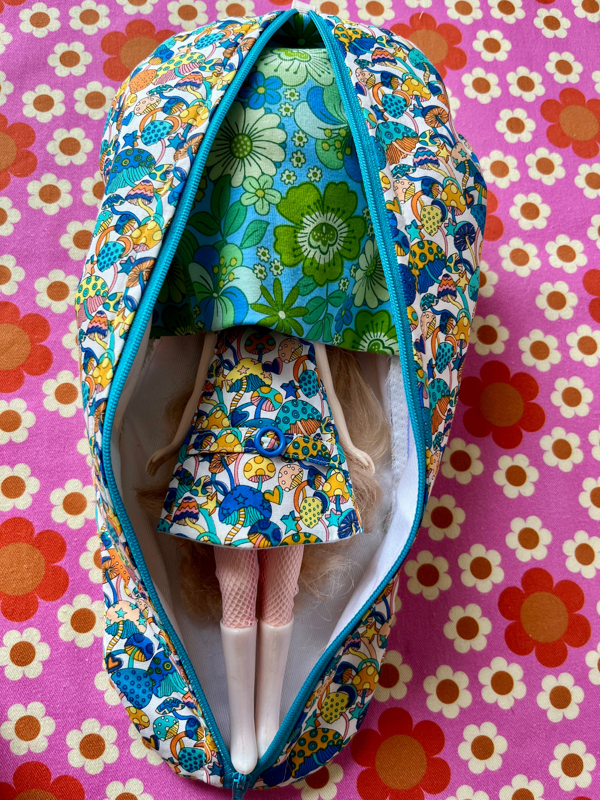 Mushroom print fabric Blythe Doll Carry Case Neo-Blythe size