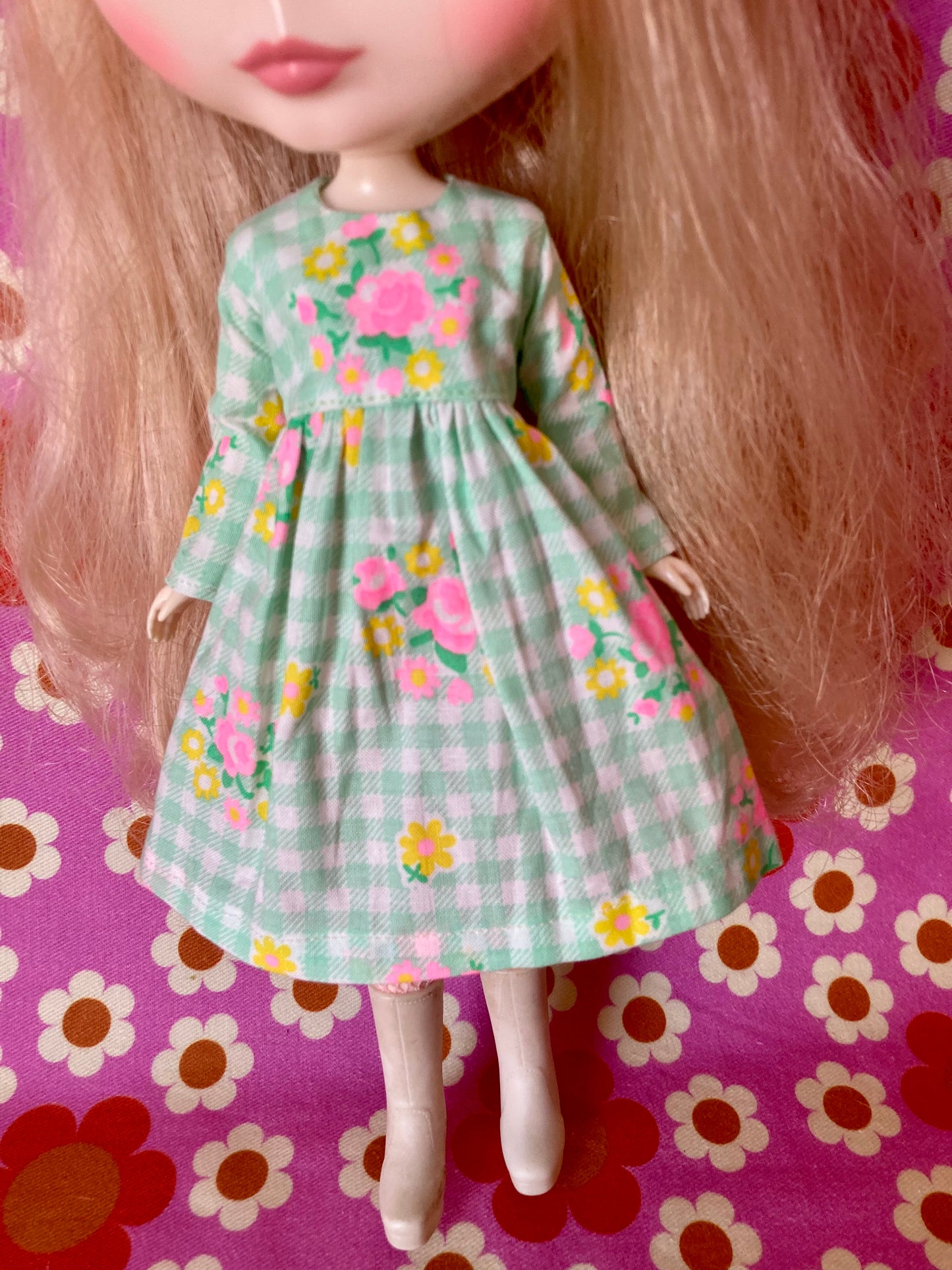 Green Gingham Long Sleeve Dress for Blythe Doll