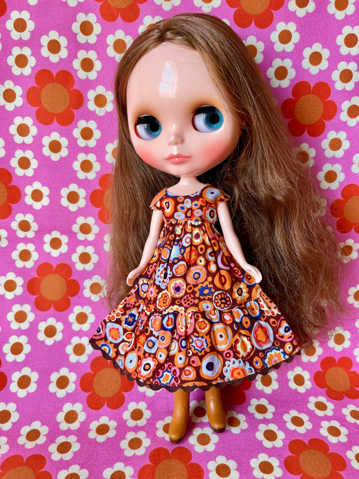 Paperweight  Hippie Orange/Brown Dress for Blythe Doll