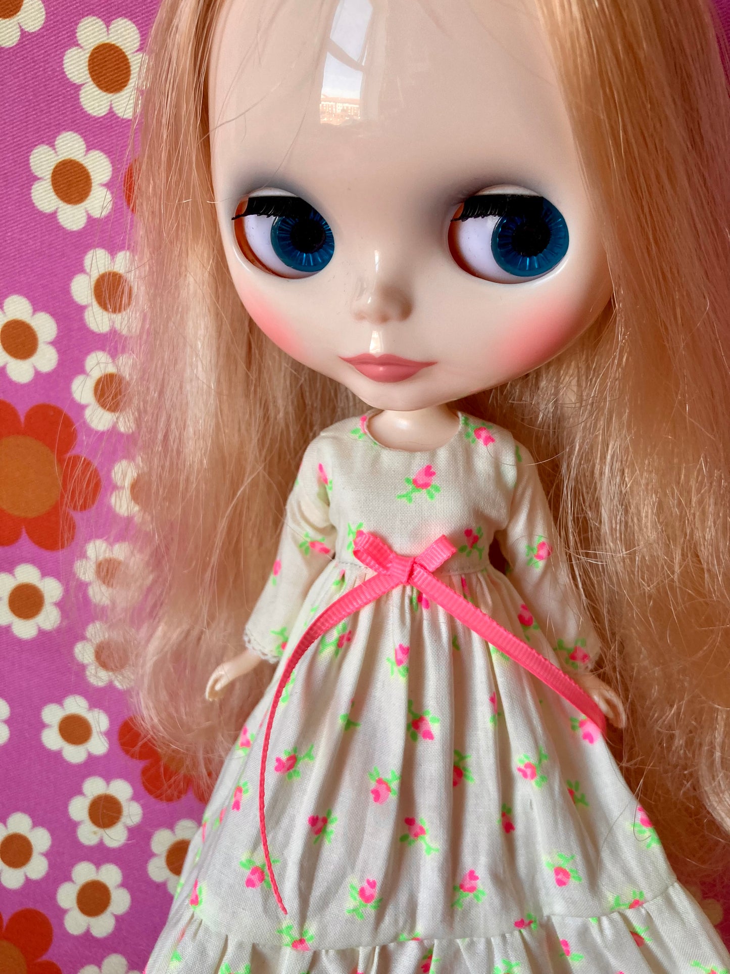 White Long Neon Rosebud Print Dress for Blythe Doll