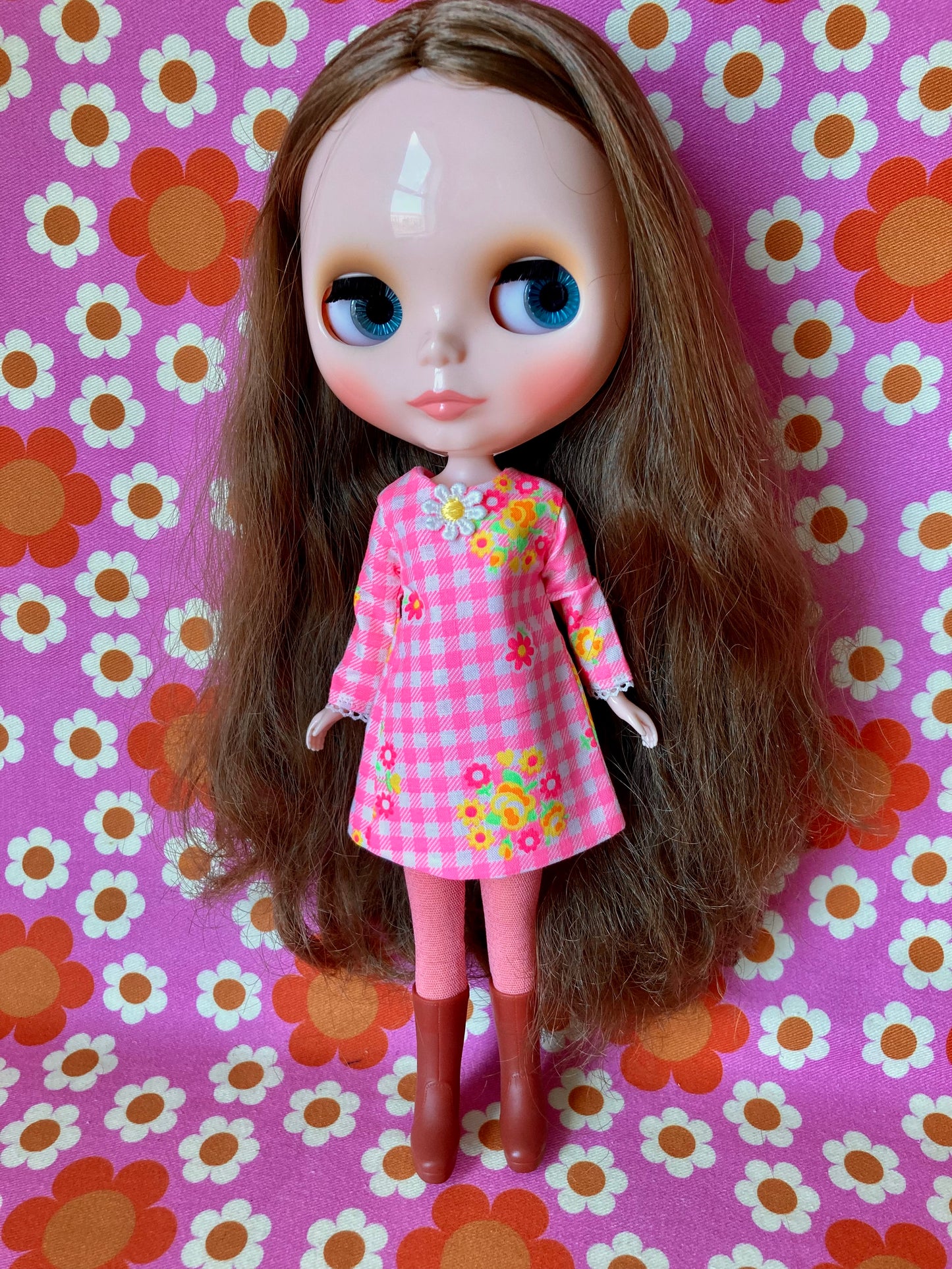 Neon Gingham Mod Shift dress with sleeves