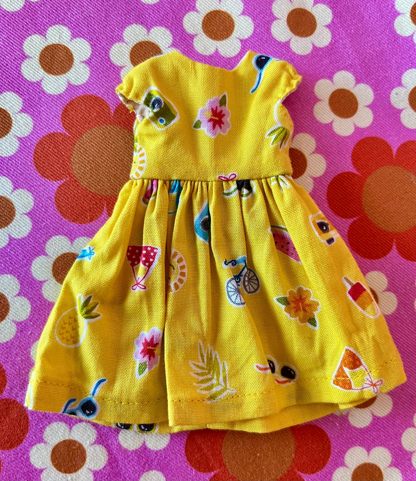 Summer Cap Sleeve Dress for Blythe Doll